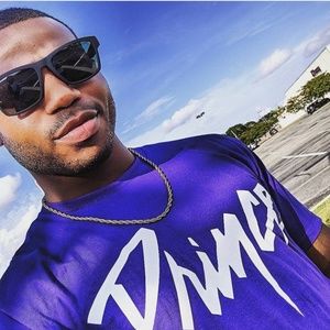 Meet your Posher, Smith